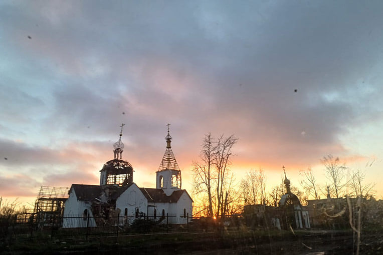 Shelling claimed the roof of a Ukrainian church.