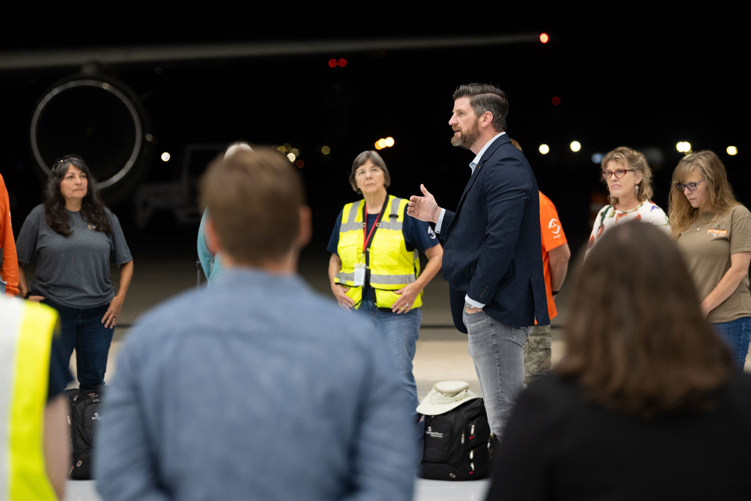 Edward Graham, who was aboard the DC-8, encouraged the team before departure.