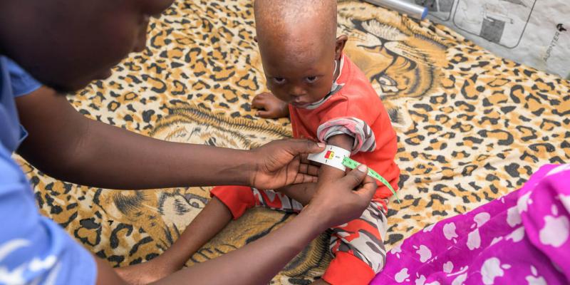 By measuring the upper arm, our trained staff can assess malnutrition and respond accordingly with doses of supplemental food. Ahmed’s arm measured in the red, meaning he suffers from severe acute malnutrition.