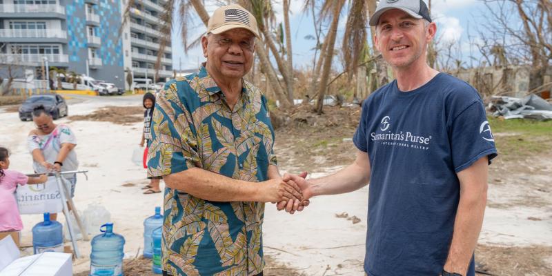 The governor of the Northern Mariana Islands, David Apatang, visited one of our water filtration sites in Saipan. He remembers Samaritan’s Purse from our response to another typhoon that hit the island chain in 2018.