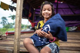 girl with blanket