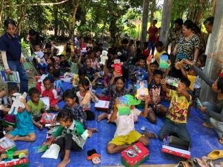 CAMBODIAN BOYS AND GIRLS