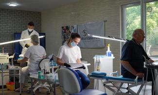 Samaritan’s Purse Mobile Dental Units are filling an acute need in Ukraine, treating over 3,000 patients in 17 villages in in the last year.