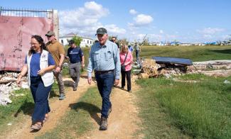 Franklin Graham walks through a hard-hit community in southwest Jamaica on Sunday, meeting families and seeing firsthand the homes and livelihoods devastated by Hurricane Melissa as Samaritan’s Purse continues serving in Jesus’ Name.