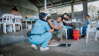 Sandra and her two boys were treated by our staff, who reminded the weary mother that she is not forgotten by God.